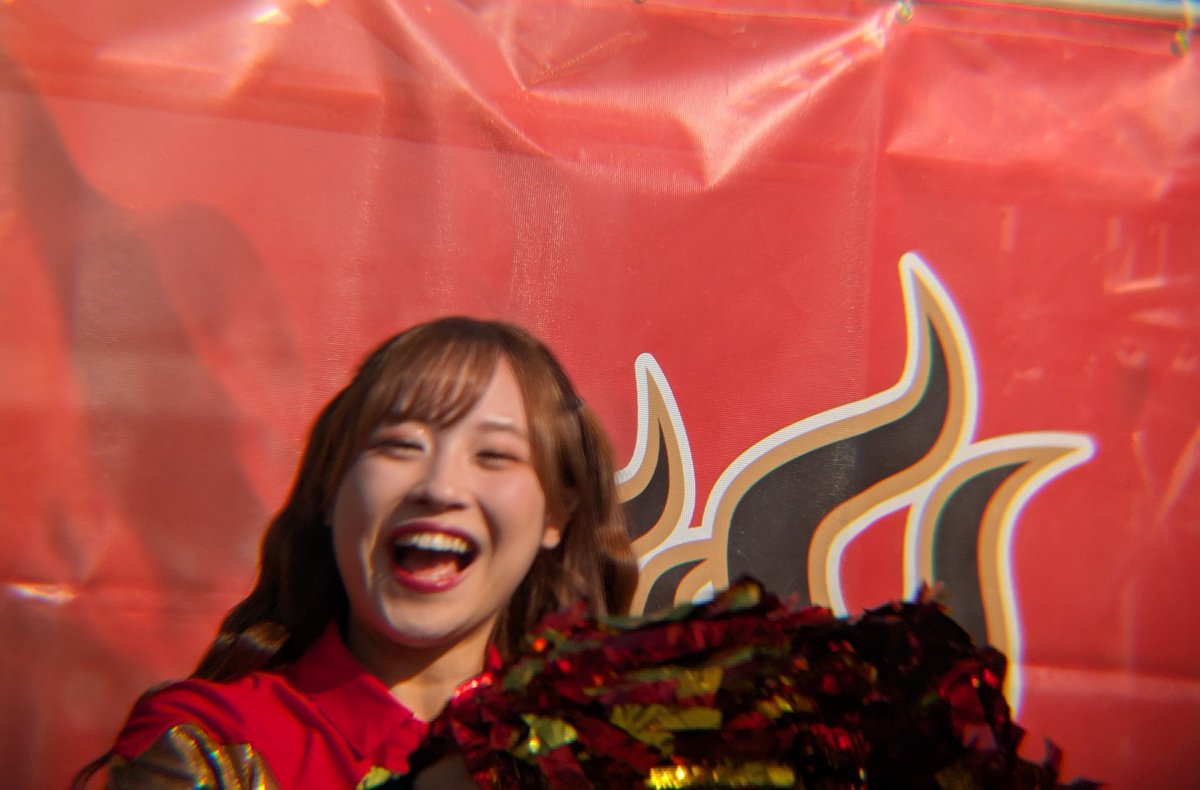 tiguha's tweet image. 土曜、応援練習してたらHINAちゃんがかわいいファンサを沢山してて
カワイイ😍私特に何もしてないしカメラも向けてないしボードも持ってないし後ろの人にしてるののおこぼれか！ってキョロキョロしてたら私にだよって教えてくれて😳😍🤤

＃大阪エヴェッサ
＃BT_HINA
＃BT
＃エヴェッサカメラ部