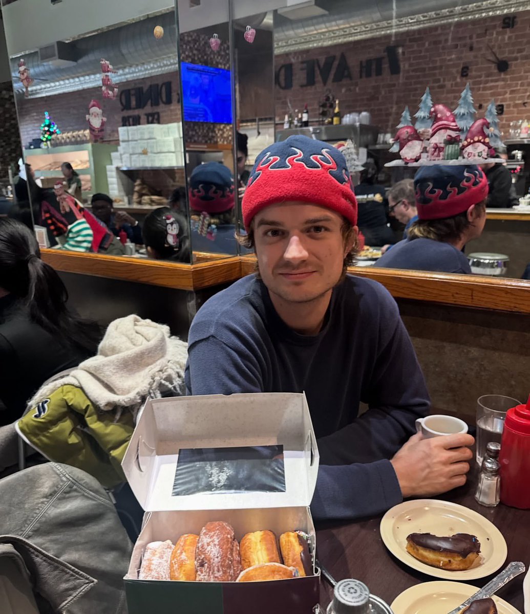 Boyfriend Keery on new photo.