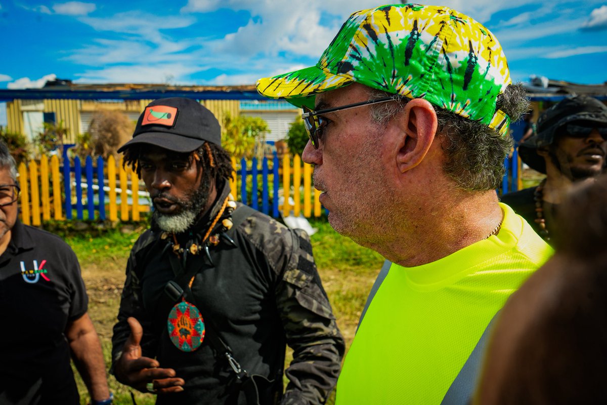 darylvazmp's tweet image. I have seem comments suggesting that it was over a month before any Govt Official visited Accompong. This is not true. 

One of the first communities I visited just days after the passage of Hurricane Melissa was Accompong, St Elizabeth. An assessment was done and Chief Currie…