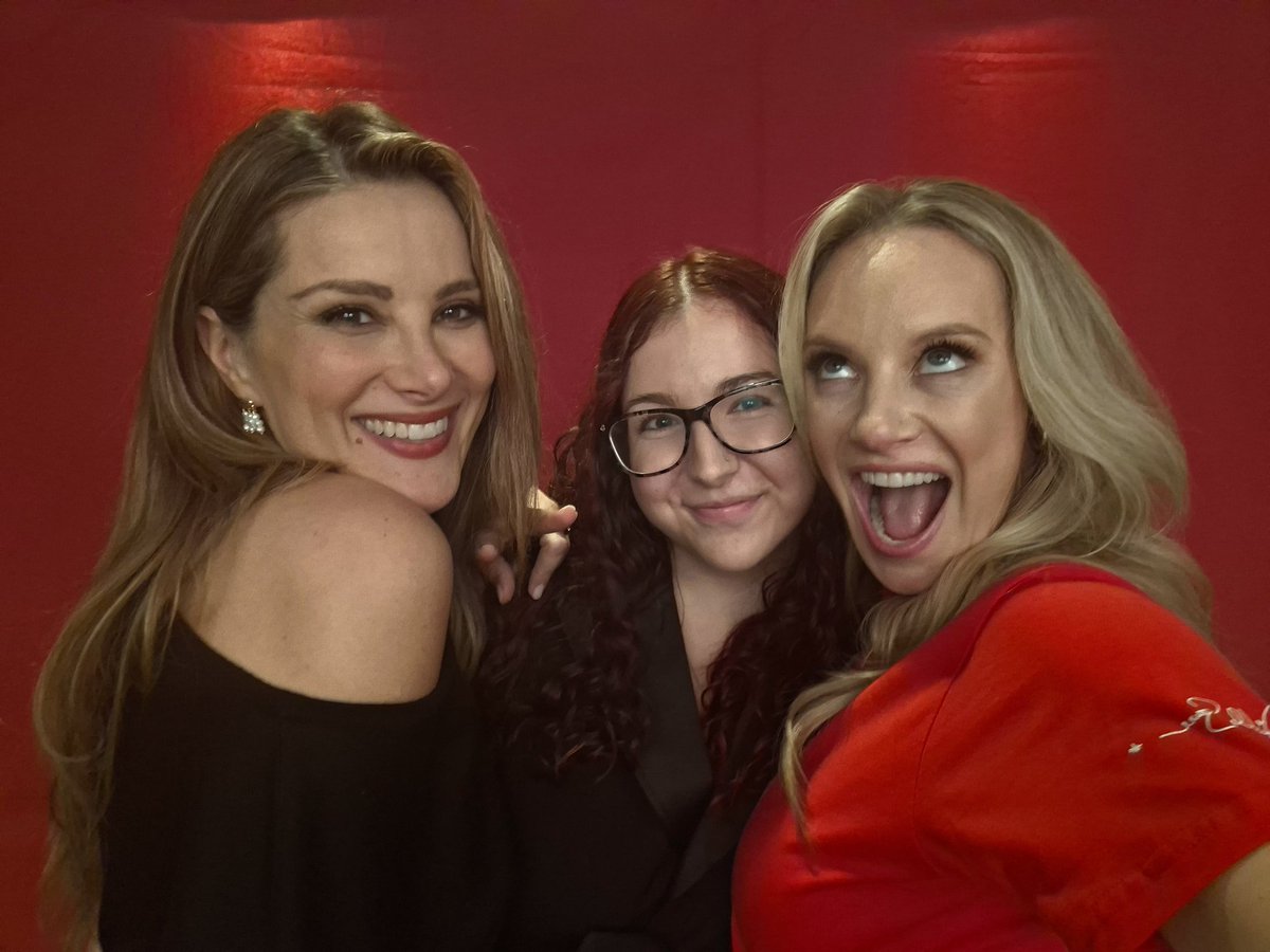 Katie☆ tweet media