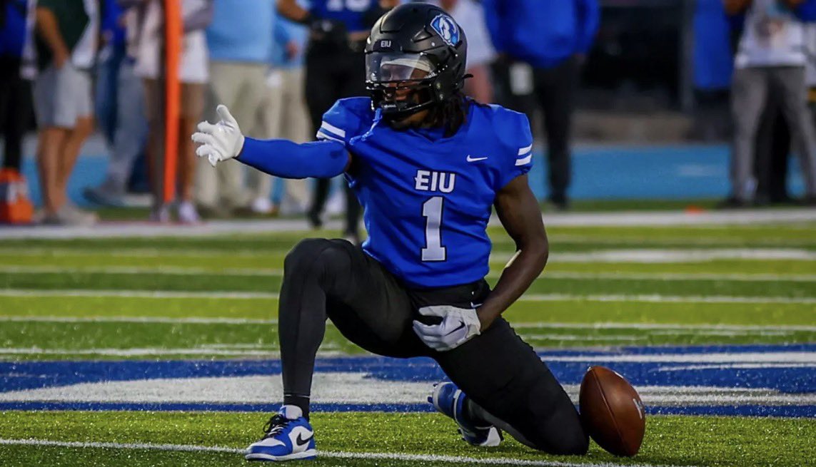 Elijah Holmes tweet media