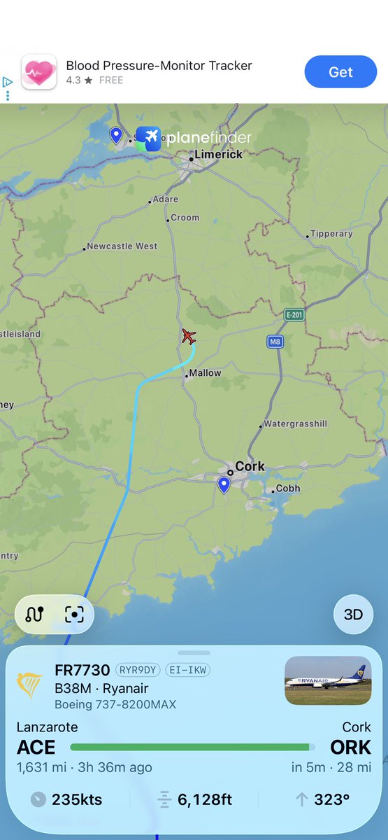PeadarOScannail's tweet photo. Ryanair going into a hold pattern at the moment in Cork #cork #ryanair https://t.co/2XyfFnpgYS