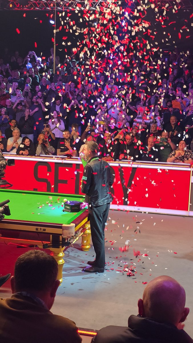 Lars Johansson tweet media