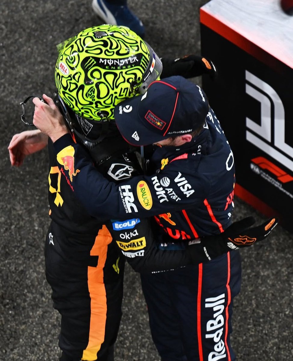 Max Verstappen (Parody) tweet media