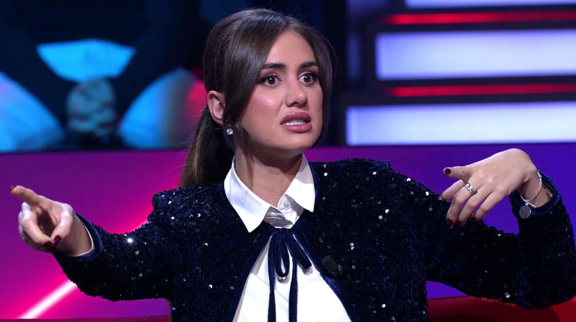 ghoficial's tweet photo. Maica, sobre Joon: "Esa semana cuando Cristian me tiraba los tejos, a mí me odiaba" #GHDBT5 #GH7D https://t.co/Thq9r1V11K