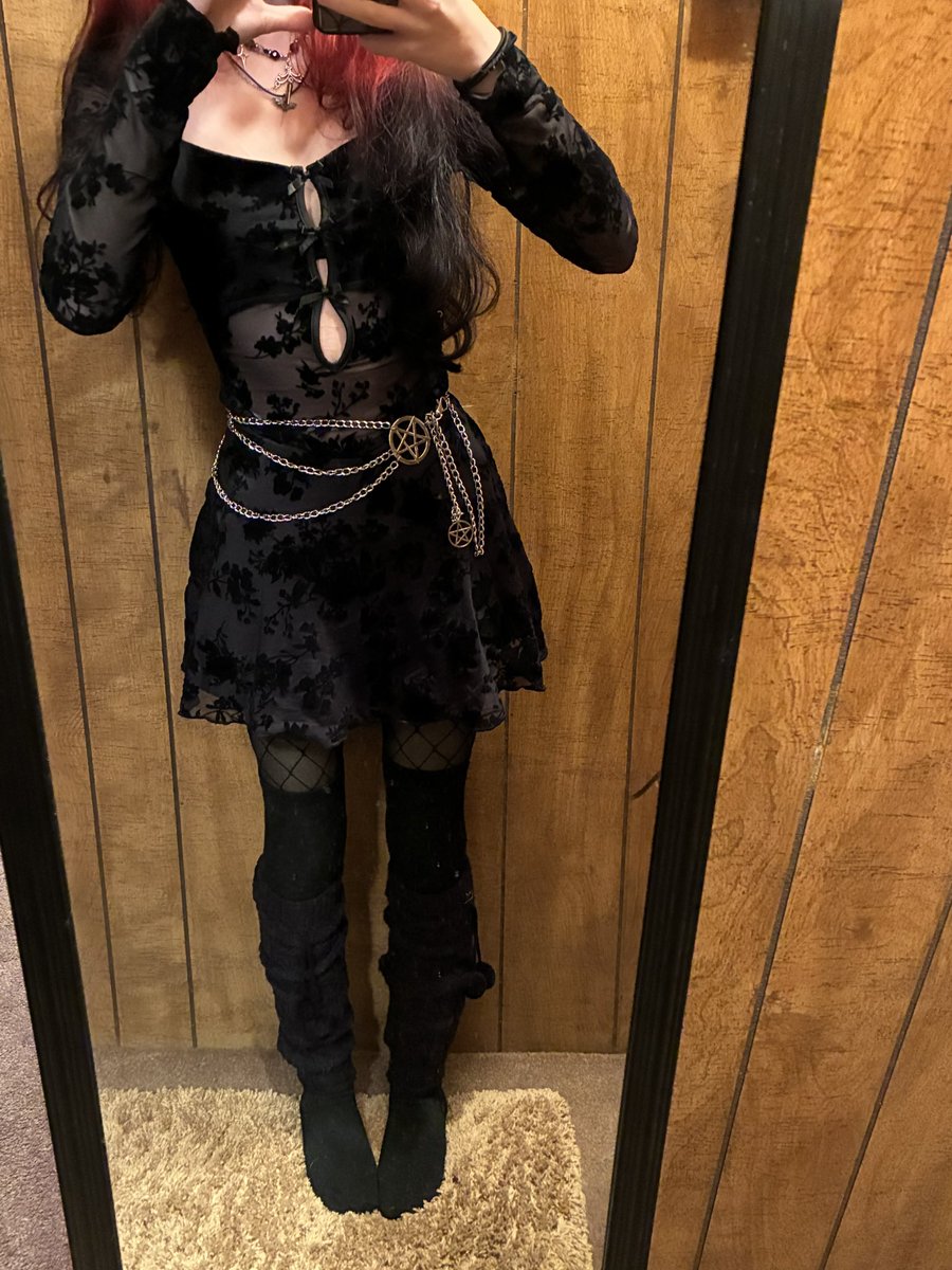 ⋆ ✮ ˚ marnie ⋆ 𖦹 。✩ ‧₊ fat era 🖤 tweet media