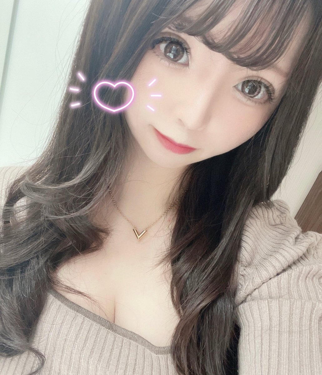 ebich4n_'s tweet photo. たまには巻髪おねえさん♡.*･ﾟ
今週もがんばろうね〜☃️☃️☃️ https://t.co/DX56dZe573