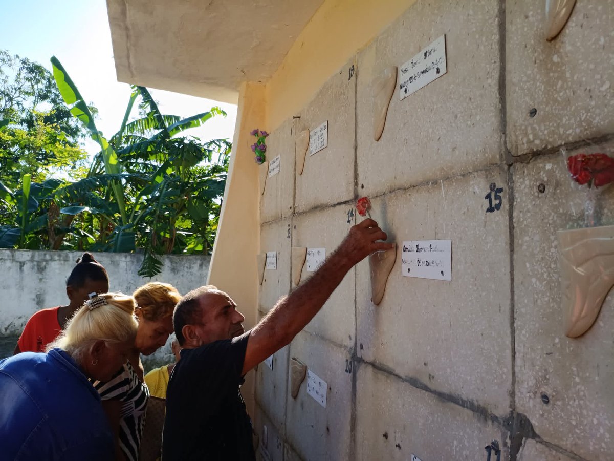 Hoy #Jobabo se viste de solemnidad y orgullo para honrar a sus hijos,héroes caídos en misiones internacionalistas. En un acto cargado de emoción y memoria,recordamos su valor y entrega. Un eterno agradecimiento por su legado de solidaridad y sacrificio. #Jobabo #LasTunas #Cuba