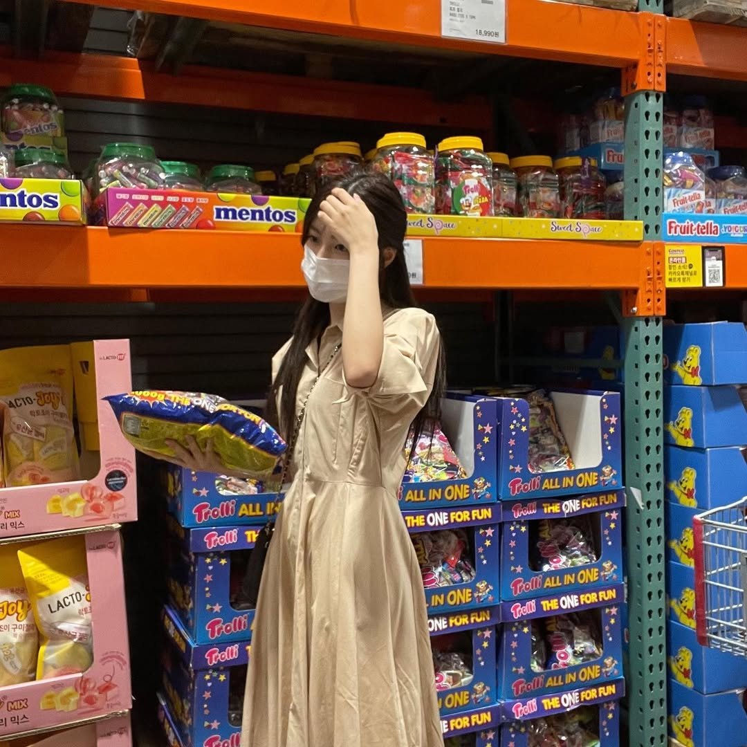 nellevoux's tweet image. ⠀⠀⠀⠀⠀⠀

 ©nellevoux posted.

今日は毎月の買い物をし、スナックのお店に立ち寄りました。

 ︎ ︎ ︎ ︎ ︎             ︎ ︎ ︎ ︎