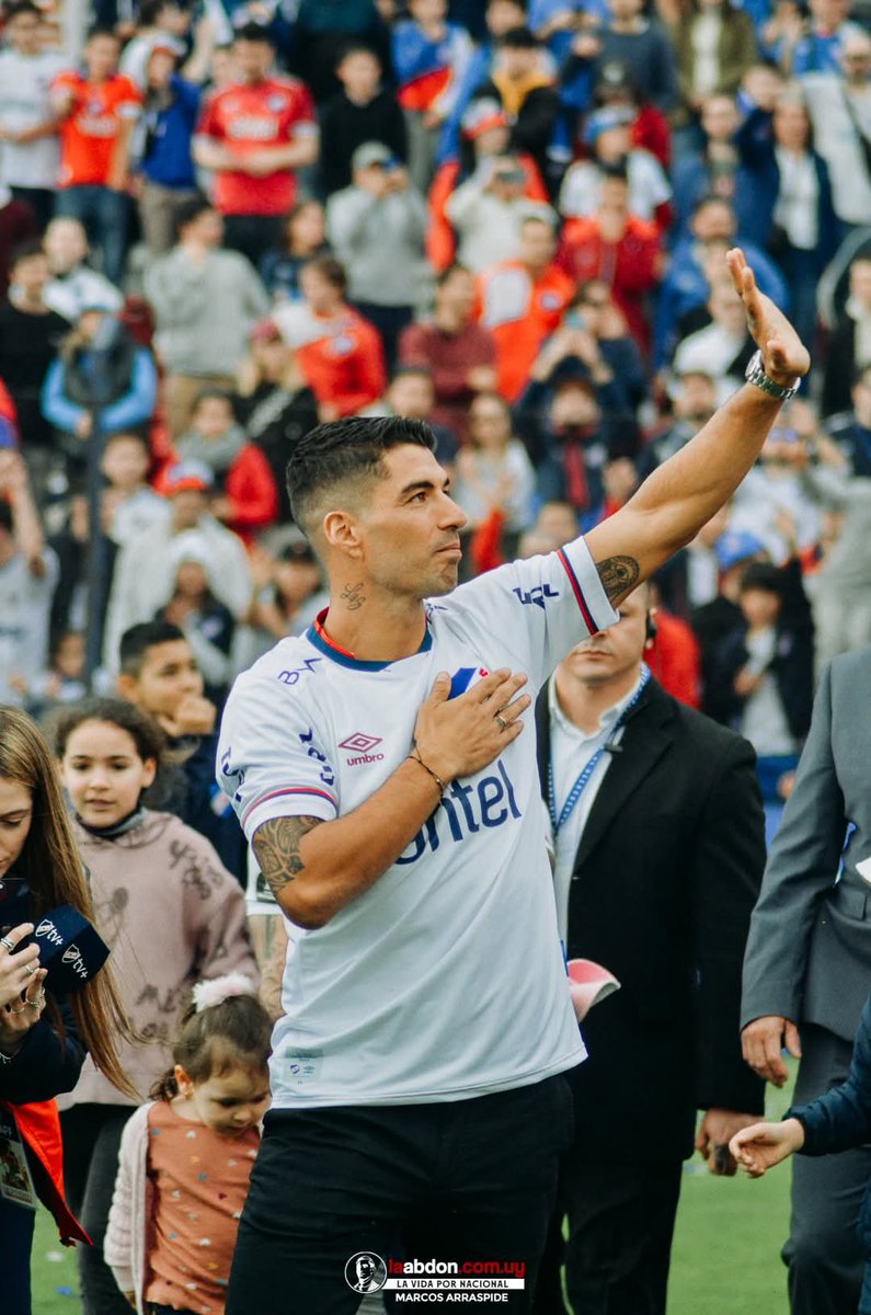 Que se vuelva a repetir este momento!!

#SuarezANacional