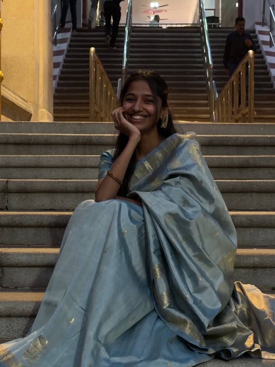 Bi_Bichhh tweet media