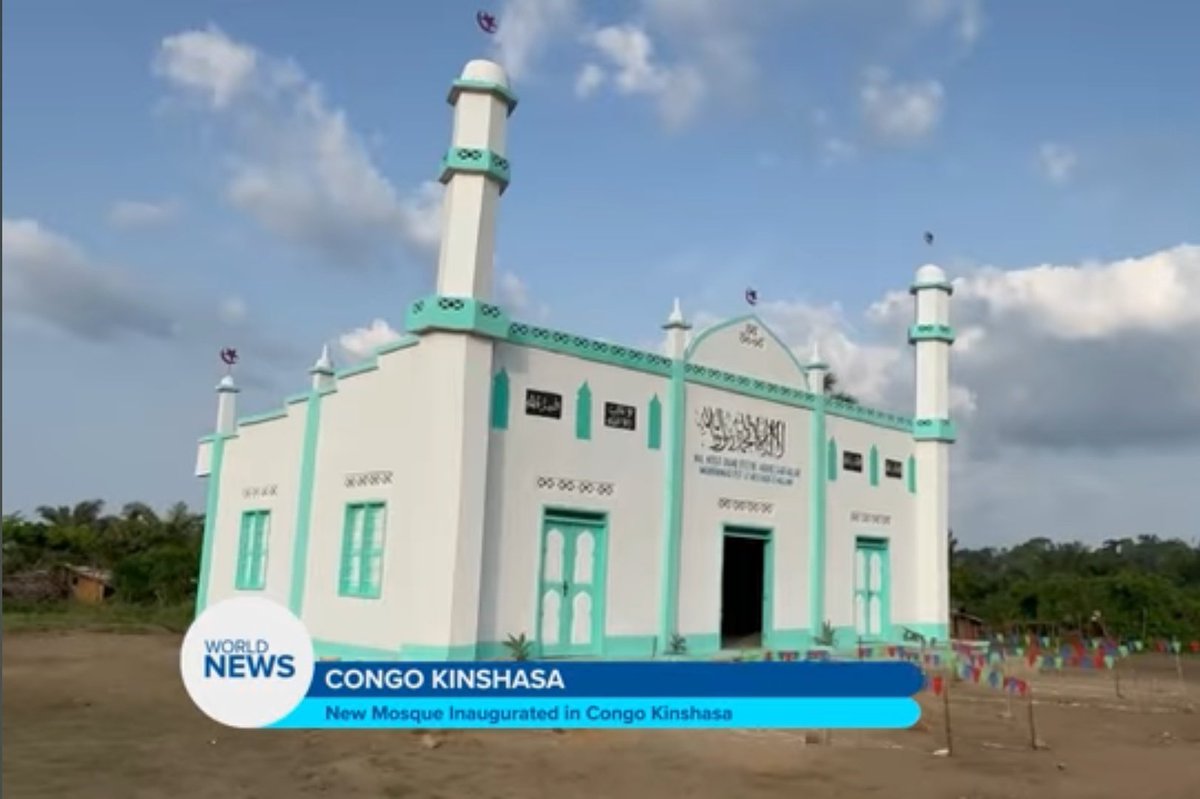 SultanAChoudhr1's tweet photo. New Ahmadiyya Mosque in Congo Kinshasa 🇨🇩

800+ people attended the inauguration ceremony, including dignitaries and government officials.

The report: https://t.co/ULh9CiqMY0 https://t.co/izFstgMSir