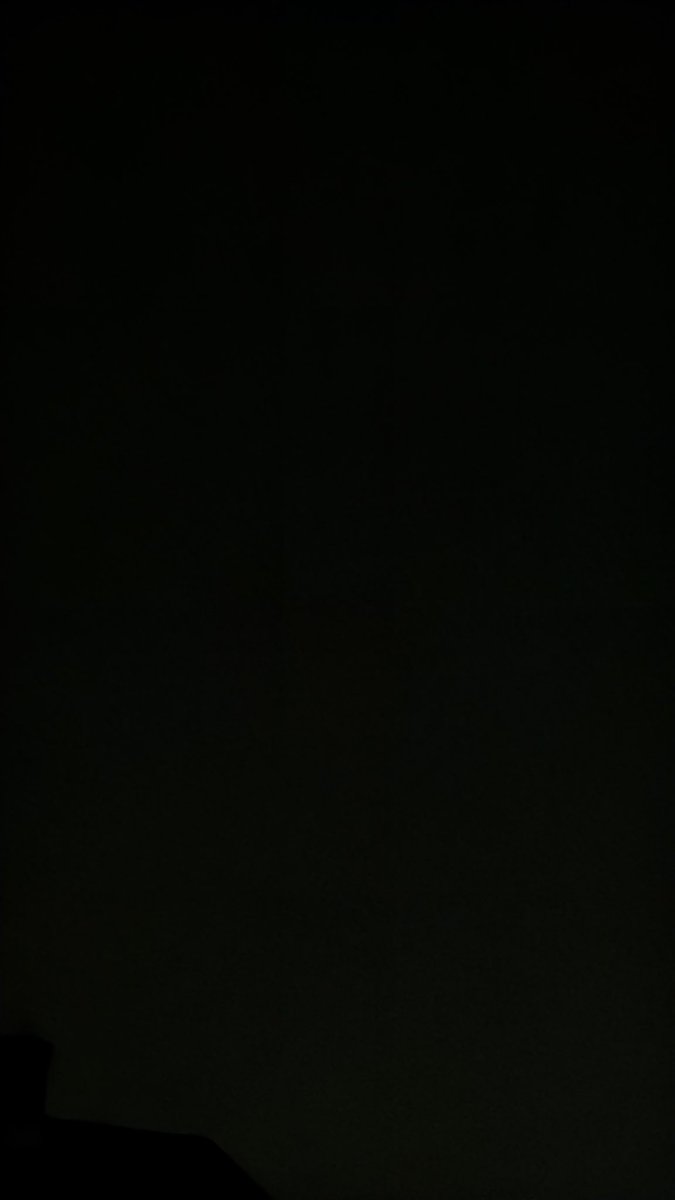 This fire keeps blowing on me, woke up w alcohol on my mind hope bro slides the addy since i don’t feel like paying at a bar w how i am rn 😂😂😂😂

Stay staring at the sky tho favorite thing to do at night 

I smell like smoke 😂😂😂