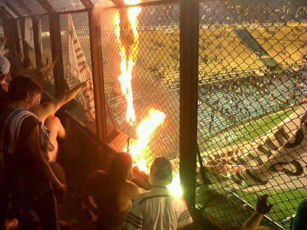 Lautaa_akd's tweet image. CANTEMOS TODOS AVELLANEDA ESTÁ DE FIESTA
CANTEMOS TODOS AVELLANEDA ES CARNAVAL
CANTEMOS TODOS QUE LA BOCA ESTÁ DE LUTO