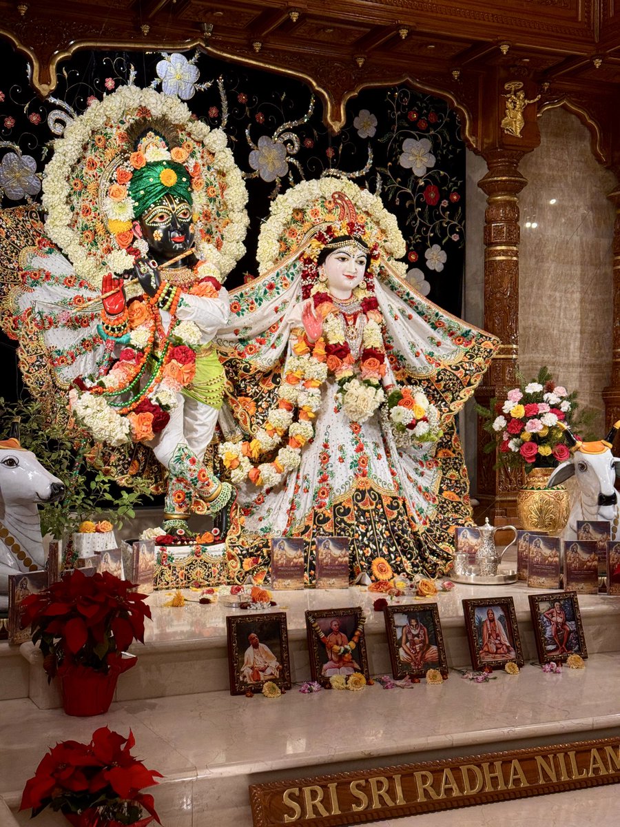 ISKCONofHouston's tweet photo. Sunday Darshan
12.7.2025 https://t.co/j1bRUjcg5Y