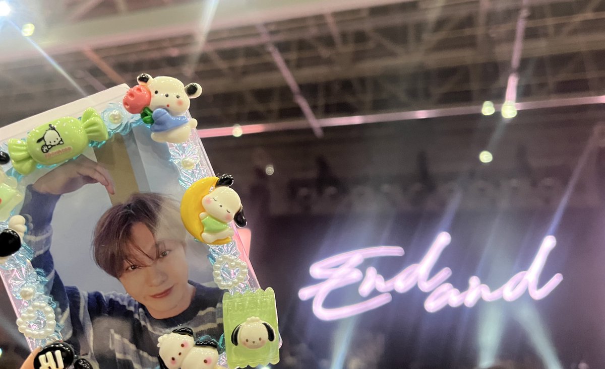 subllbok's tweet photo. #짱섭짱친_이렇게_우린_대전에_있잖아 
#이창섭 #EndAnd https://t.co/vHkbJuTsUO