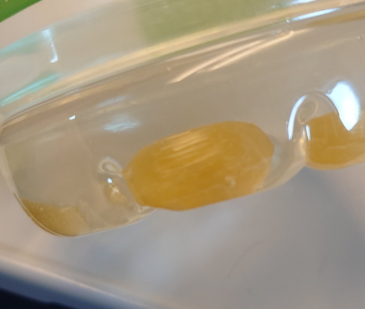 50分経過、だいぶ小さくなった
水の味は予想通り薄い龍角散…