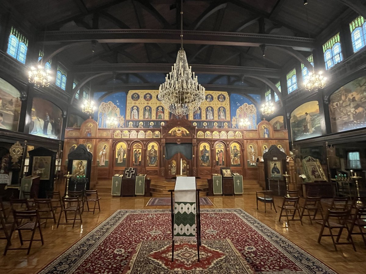 chasingdomes's tweet image. Holy Virgin Protection OCA Cathedral in Manhattan’s East Village. Tucked away on the right side is a spectacular little side chapel.