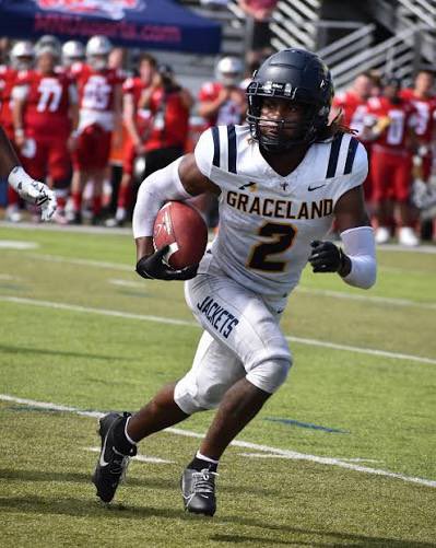 Jwright42_'s tweet photo. I'm blessed to receive an offer from Graceland University @CoachStaback @GracelandFB @ExpoRecruits @BallCoachHP https://t.co/XBhBkkNLLj