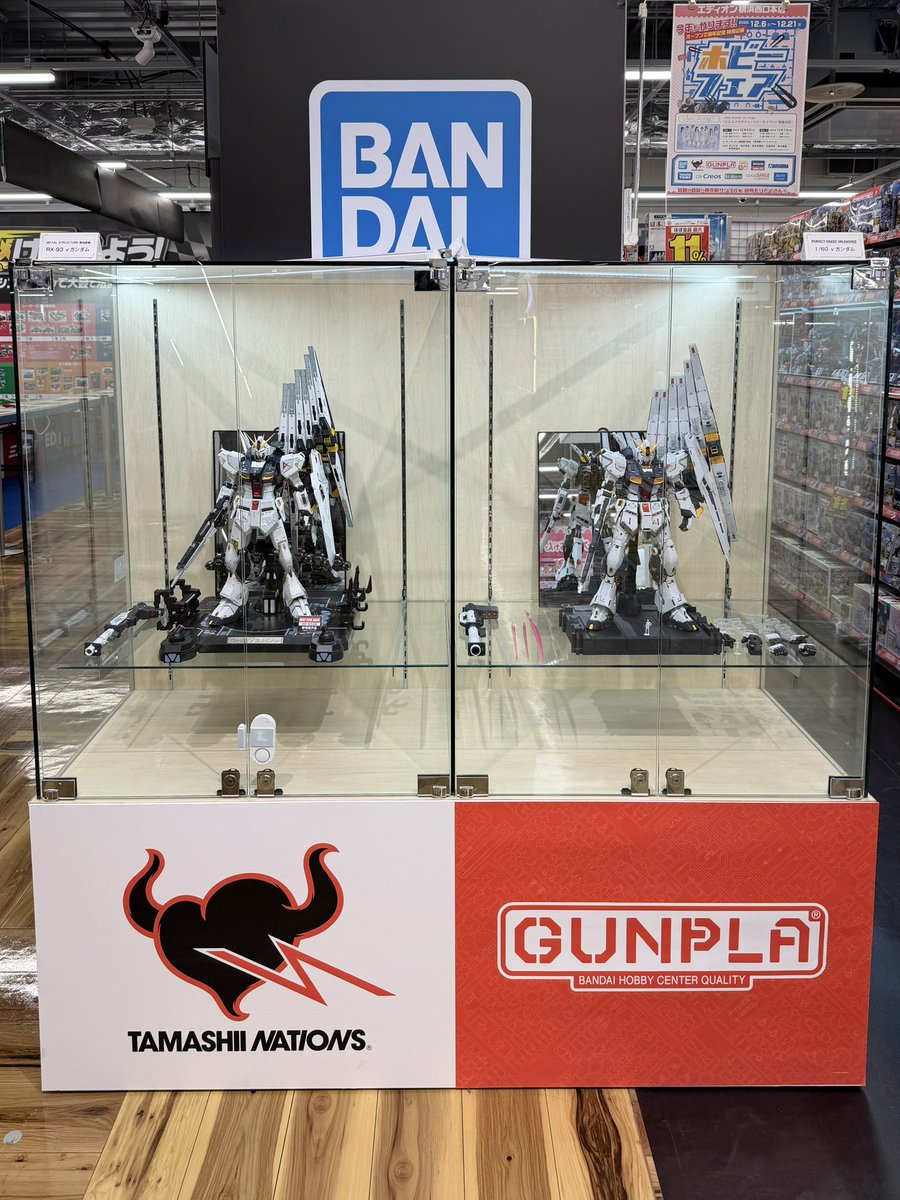 エディオン横浜西口本店の7FにMETAL STRUCTURE解体匠機RX-93 νガンダム