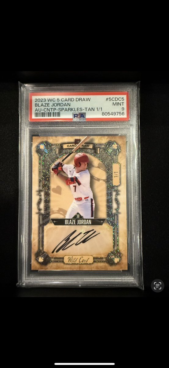 Another 1/1 I have of my own! 2023 Wild Card sparkles 1/1🔥