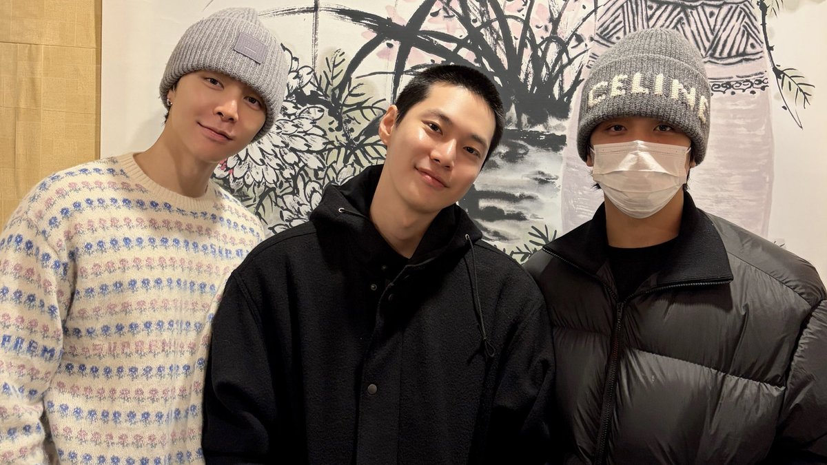 127RCHIVE's tweet image. until you’re eight again #nct127