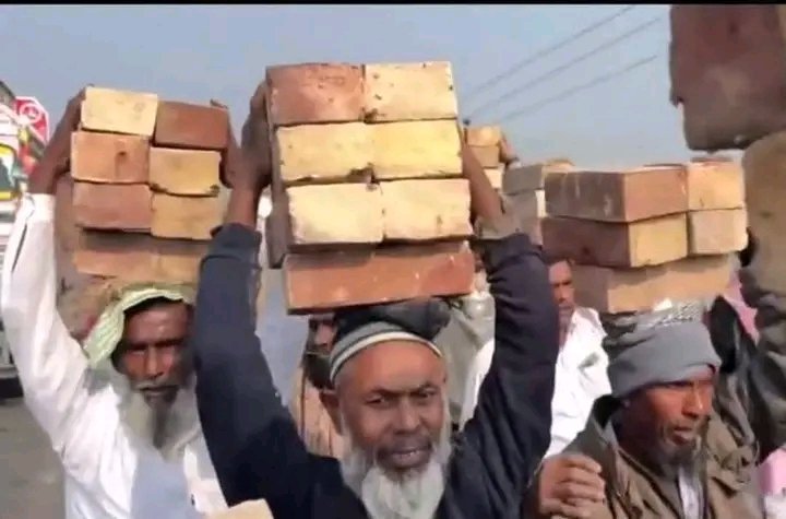 जिनको अपनी चौथी पांचवी पीढ़ी के पूर्वज याद नहीं..

वह कह रहे हैं कि हम बाबरी नहीं भूलेंगे..!😹😹