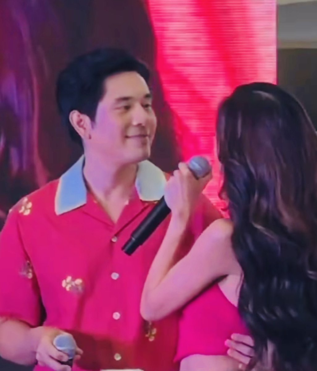 iamevm0607's tweet photo. Your smile makes me totally melt.
KIMPAU BINGE WATCH THE ALIBI
#TheAlibiOnPrime
#KimChiu #PauloAvelino #KimP https://t.co/B0zr6jQM8o