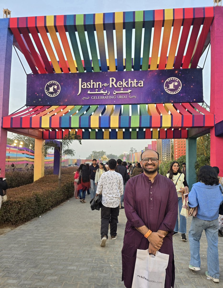 Stethokisuno's tweet photo. Bucket list ✅️✅️
Attended Jashn-e-rekhta 2025 !
#JashneRekhta2025 #10yearsofjashn 
#Rekhta https://t.co/DmfpNi1cXs