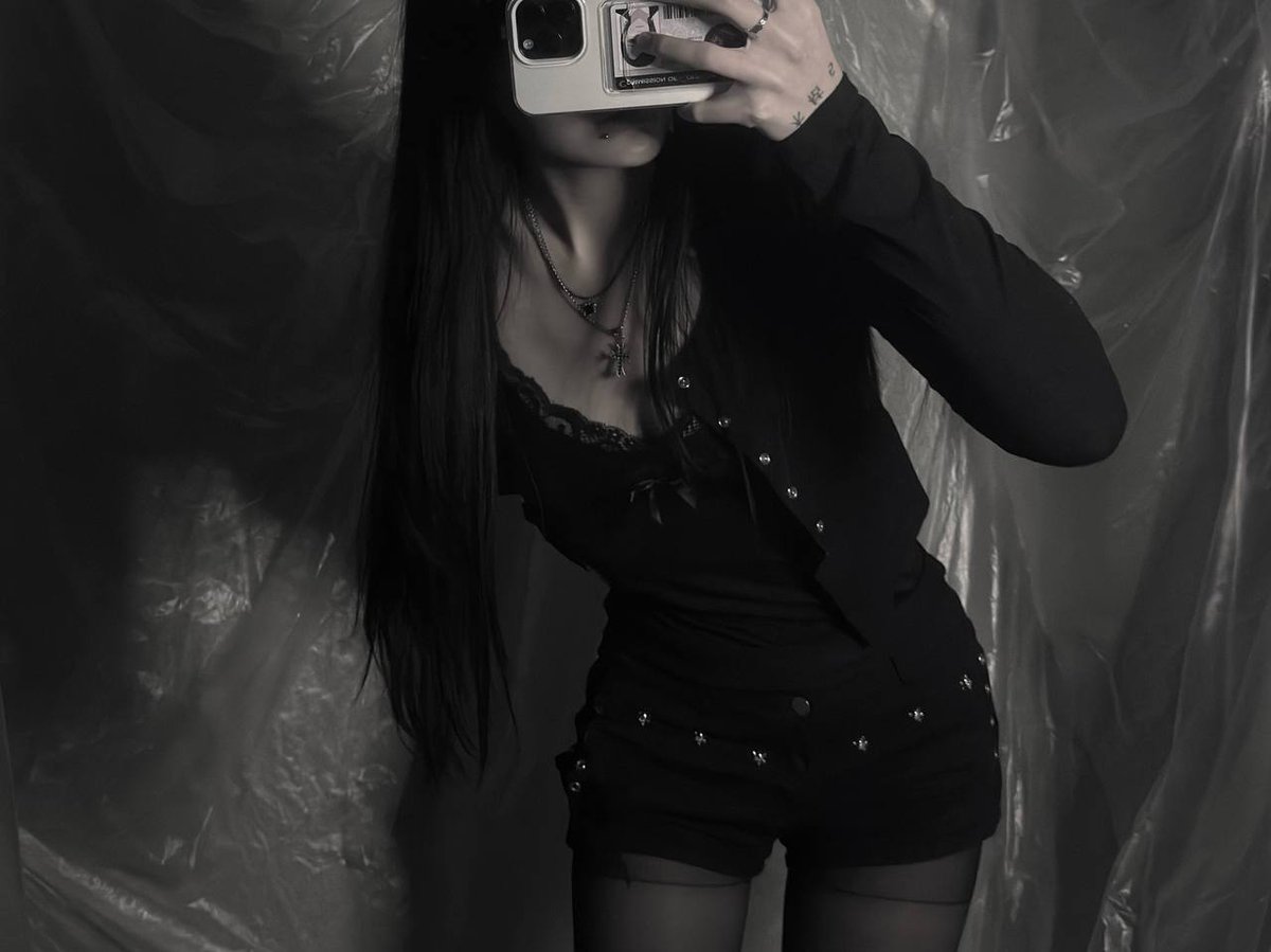 sofiyakuro's tweet image. ₊˚⊹ meoowww