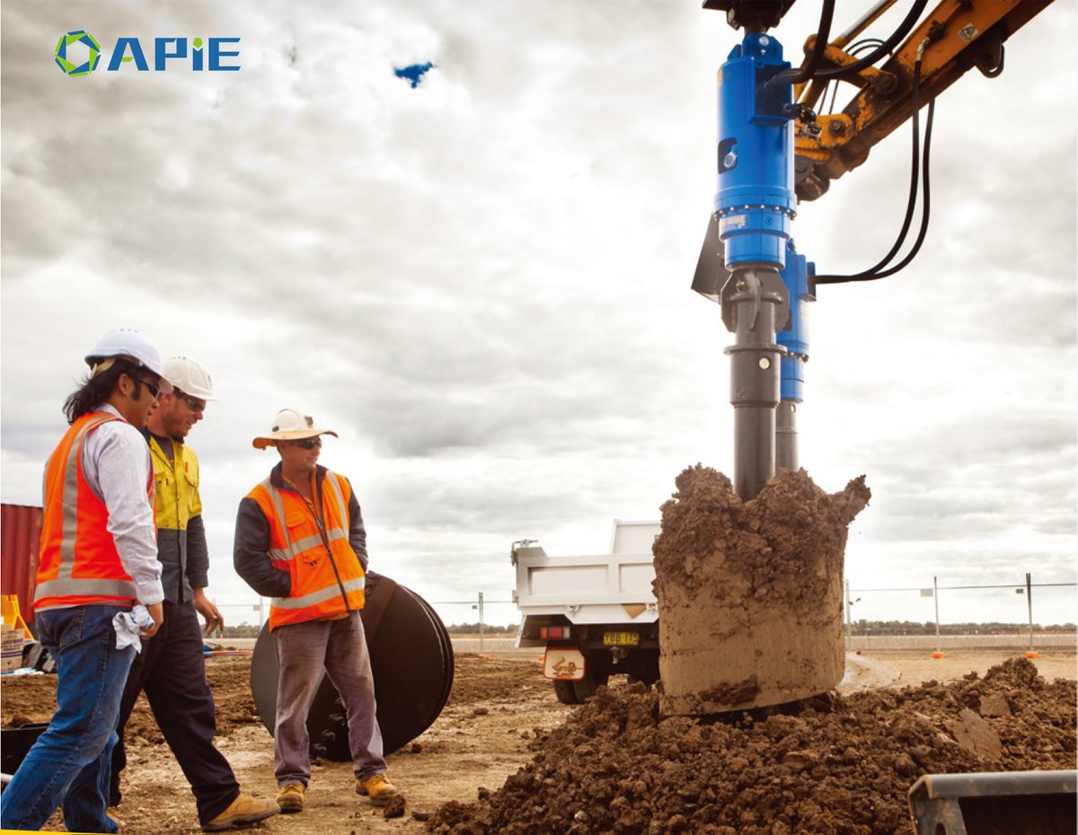 ApieChina's tweet image. APIE supplies a comprehensive range of piling equipment parts — especially for rotary drilling rigs — ensuring global customers efficient procurement and reliable operation.
#usedpilingrig#Useddrillingrig#RotaryDrillingRig#pilingconstruction#pilefoundation#borepilemachine