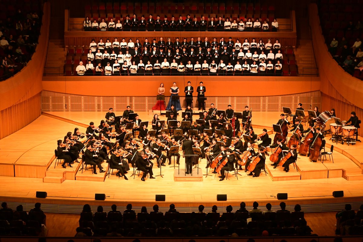 한일 국교정상화 60주년 기념 합창 공연