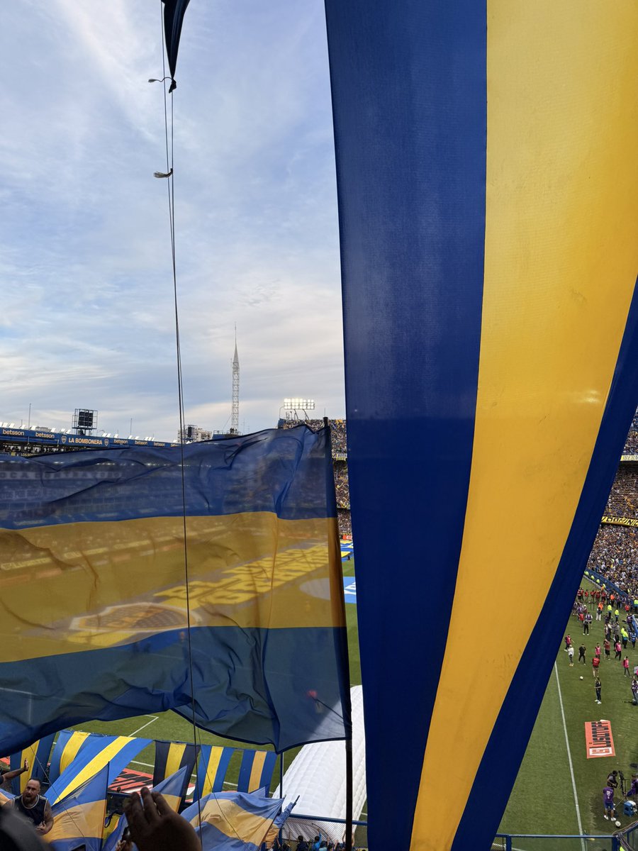 12moramartin's tweet photo. Lo mejor de este año? La gente de Boca, como siempre. 
Las buenas ya van a venir. https://t.co/mgjA849CfI