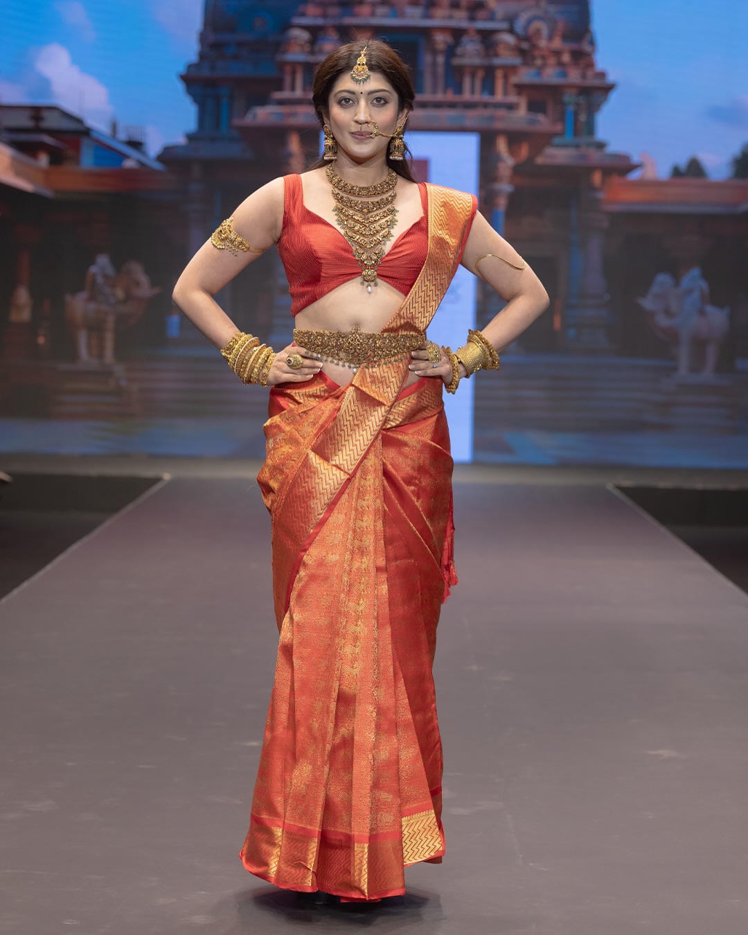 G7nE7HxaIAAb4Fm?format=jpg&name=large