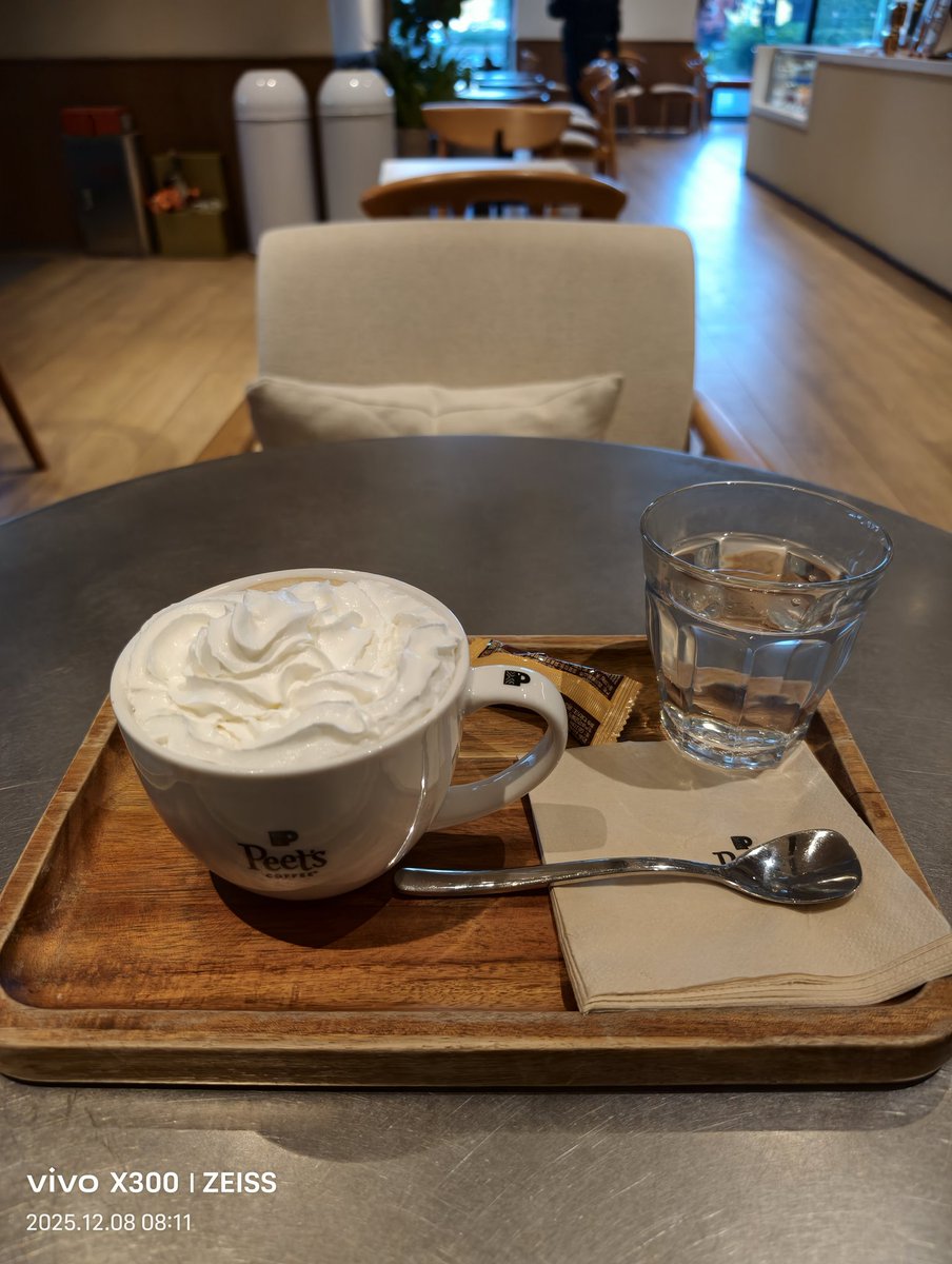 保安校服撸 tweet media