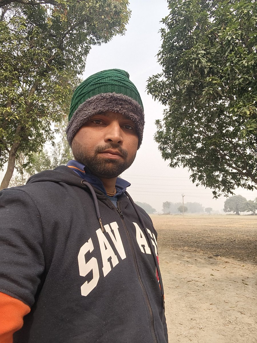 9' temperature 🌡️ hai dosto, aapke yaha kitna hai?
#climate #GodMorningMonday