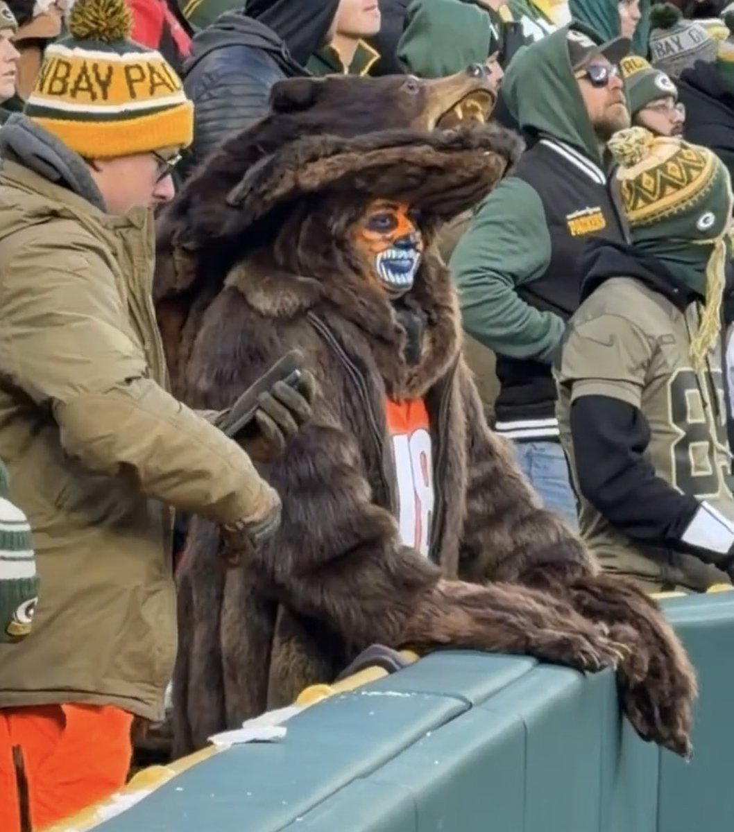 CVilly23's tweet photo. @DepBearsFan https://t.co/WpW9MkE2ty