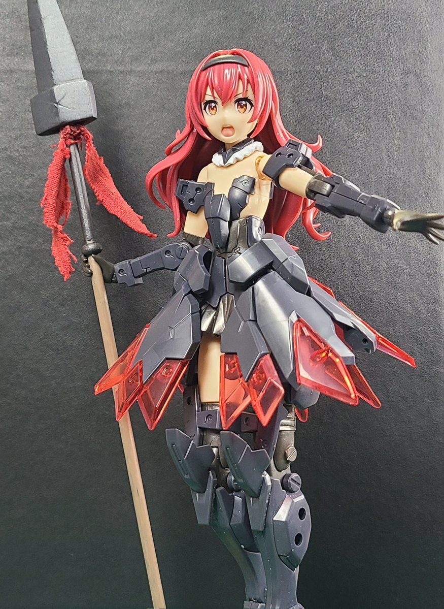 パイセン最終決戦形態。
メフィストの魔力を借りて、防御力を底上げしてもらったという脳内設定。