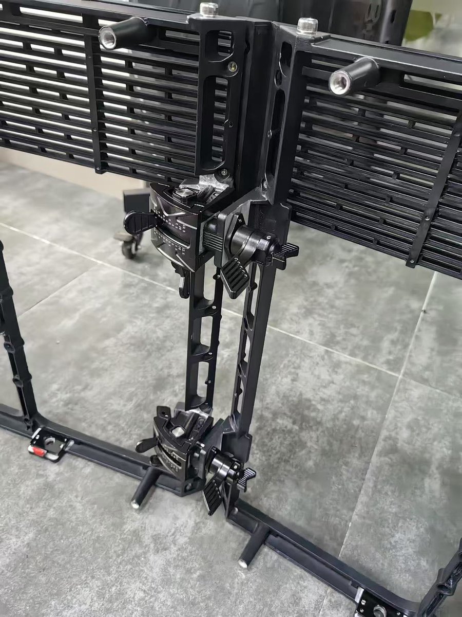 Joycehonorled's tweet image. Transparent Led screen P3.91-7.82
Indoor &amp;amp; Outdoor
Size: 500*500mm/500*1000mm/1000*500mm
- Novastar System
- High transparency rate
- Lightweight design

Whatsapp +8613978333989

#transparentledscreen #transparentled #transparentscreen #ledthailand #ledscreenthailand