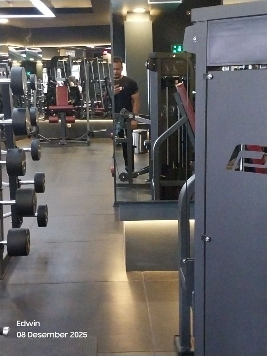 Sebentar lagi tahun sudah mau ganti, apa kabar Resolusimu kemarin awal tahun?

Yo Strength Training 💪🏻