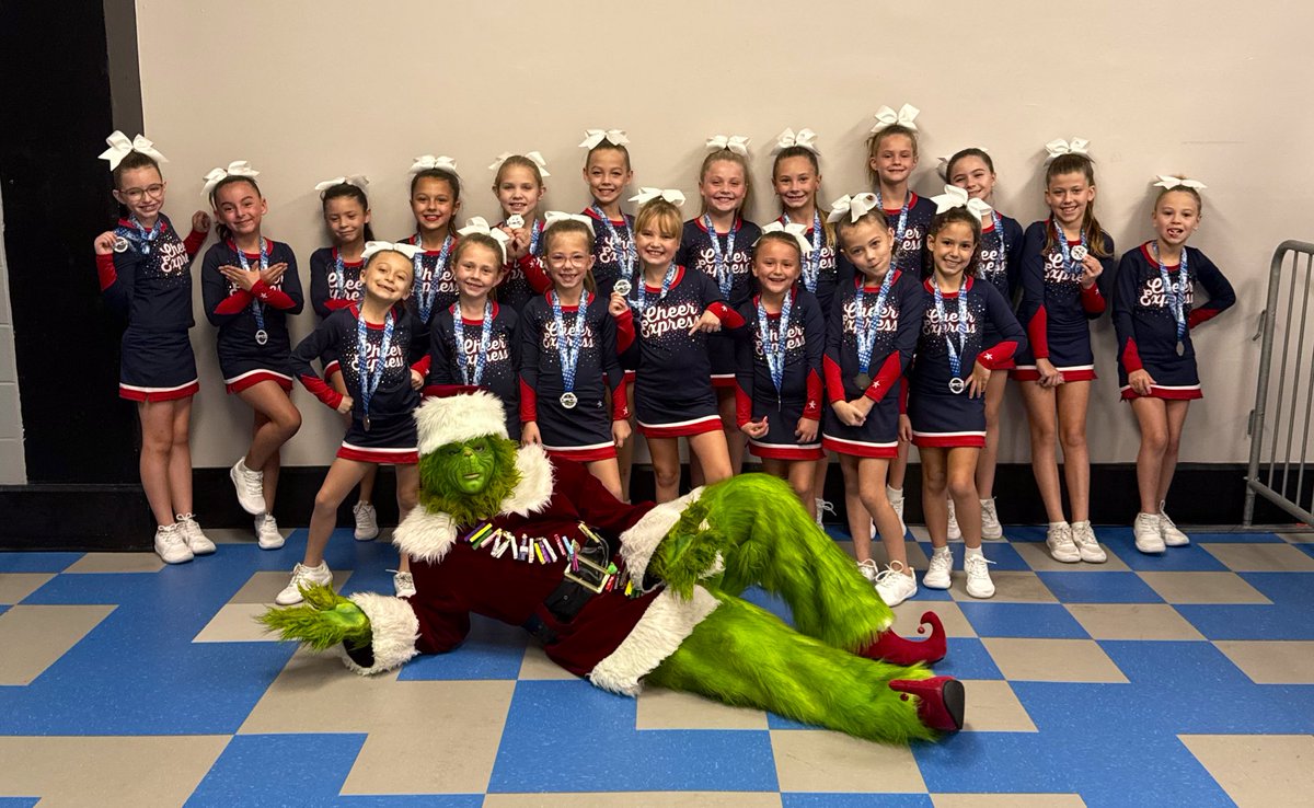 CheerExpressFla's tweet image. Congratulations to our Butterflies who finished in 1st Place at UFCG in Lakeland today. Outstanding! 🦋