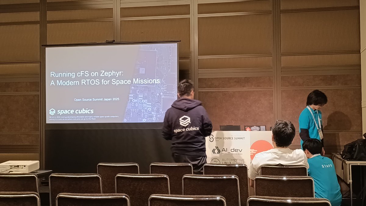 misoji_engineer's tweet image. Zephyrセッション一番手、space cubicsさんです。
#OSSJ #OSSummit