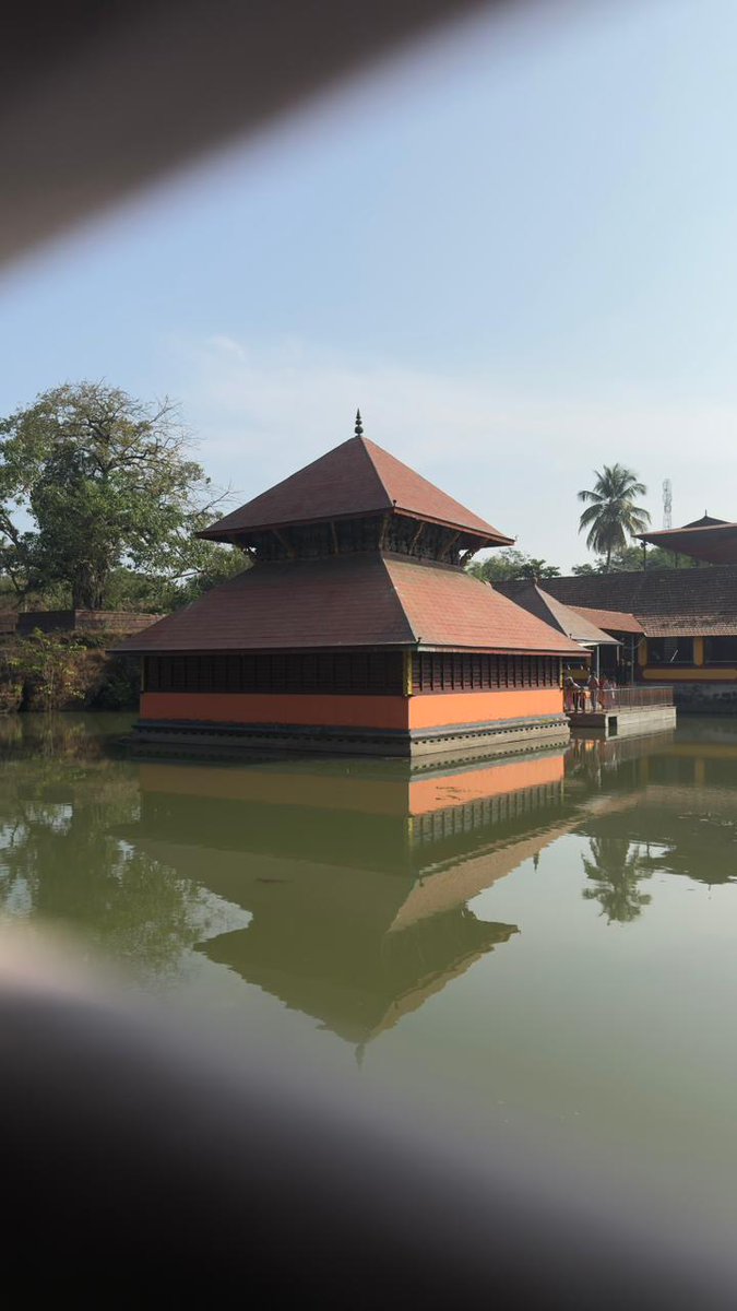 Viggu08's tweet photo. Ananthapuram Lake Temple ✨ https://t.co/dm6eGJ1Hpn