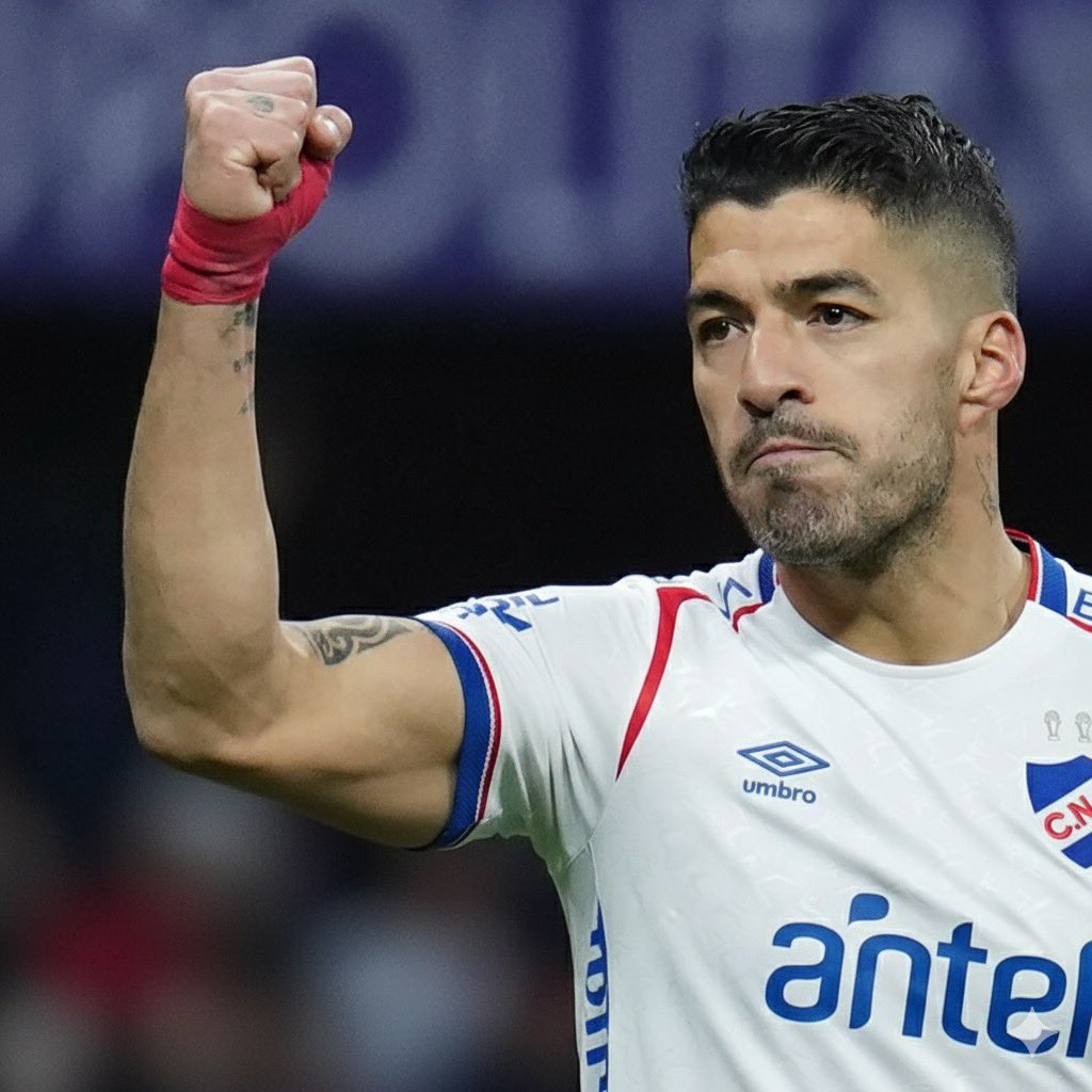 SI BOLSOS SI, SI TODO VA BIEN MAÑANA LO VOY A PODER CONFIRMAR. no paren con el #SuarezANacional y todos RT. Hay que llegar a 50 respuestas con #SuarezANacional.