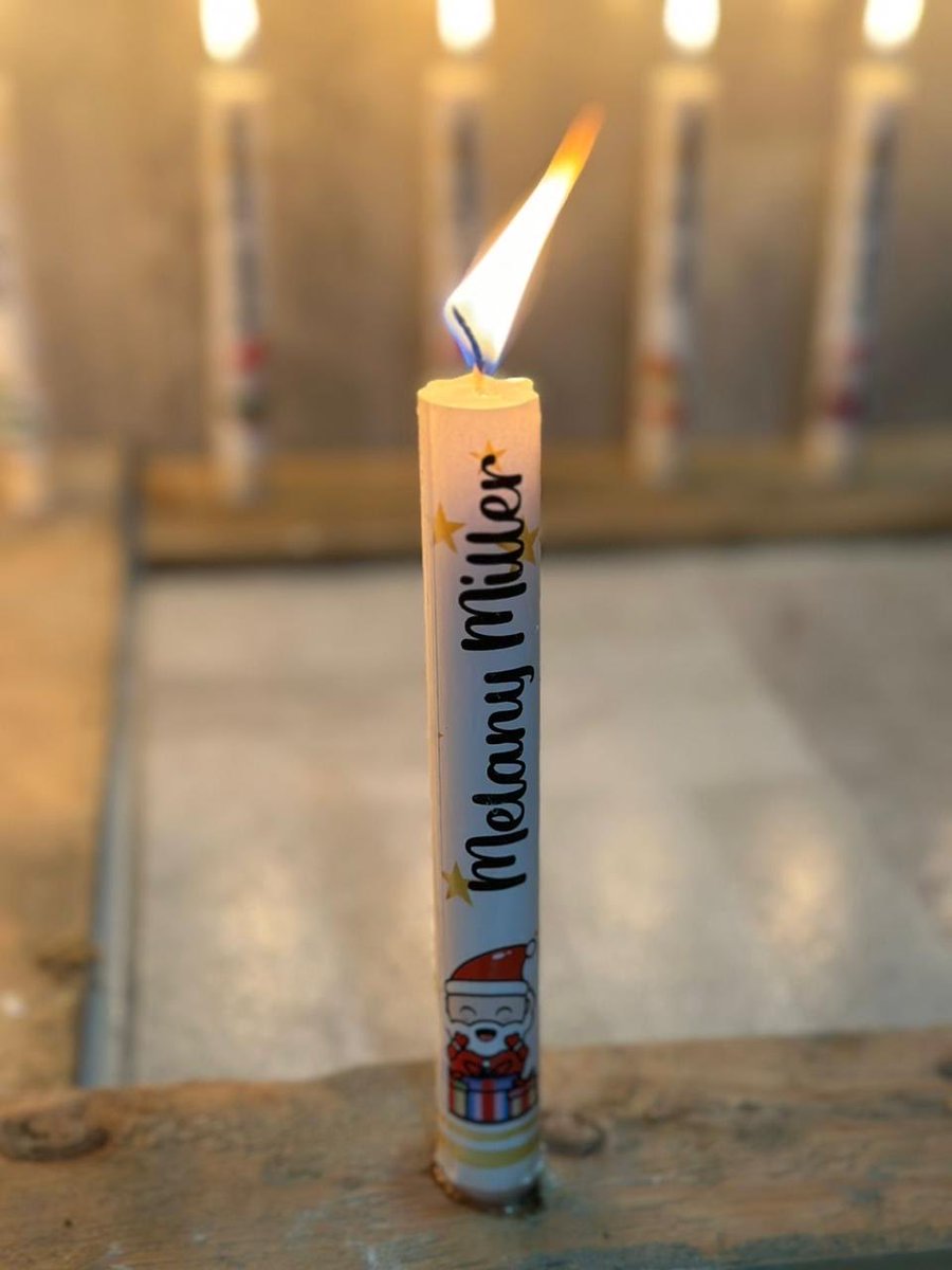 Hoy enciendo una velita, para que el 2026 logre cumplir cada uno de mis propósitos rodeada de SALUD, BENDICIONES EXITOS Y MUCHO AMOR! 🙌🏿❤