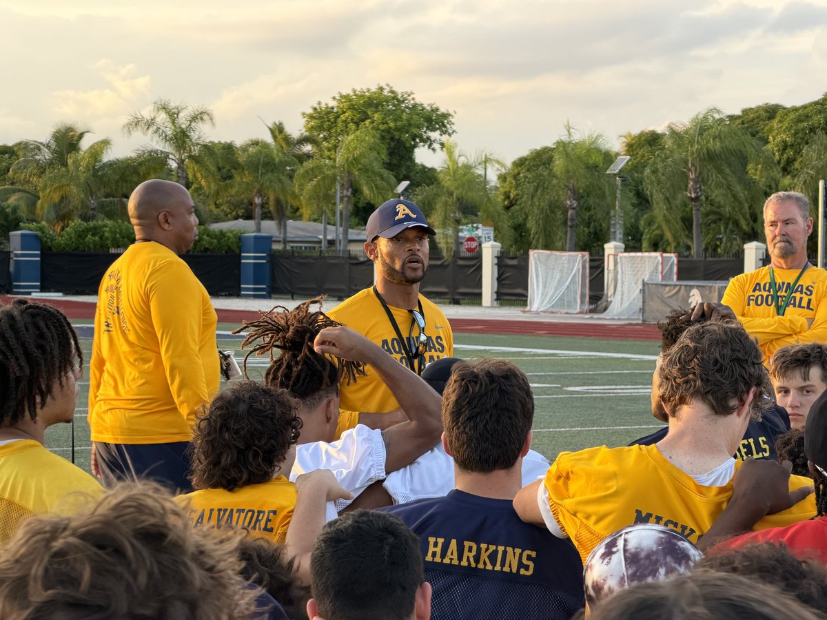 🔹CHAMPIONS 4 CHRIST🔹

Finish strong with our best blessings through 48 for the glory of God! 

#VictoryStory
#FFTE
#YouGoWeGo
<a href="/CoachHarriott/">Roger Harriott</a>