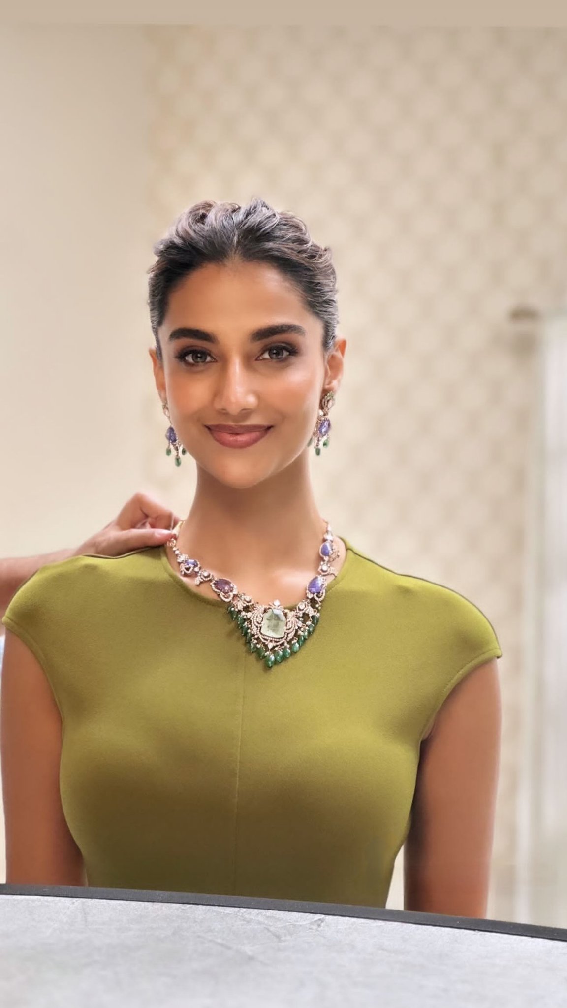 G7nNoBraoAAN6t7?format=jpg&name=large