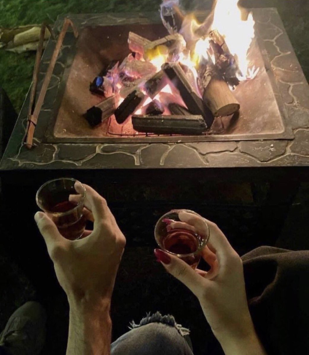 منزل دافىء وبعض من الحُب وأنت.♥️