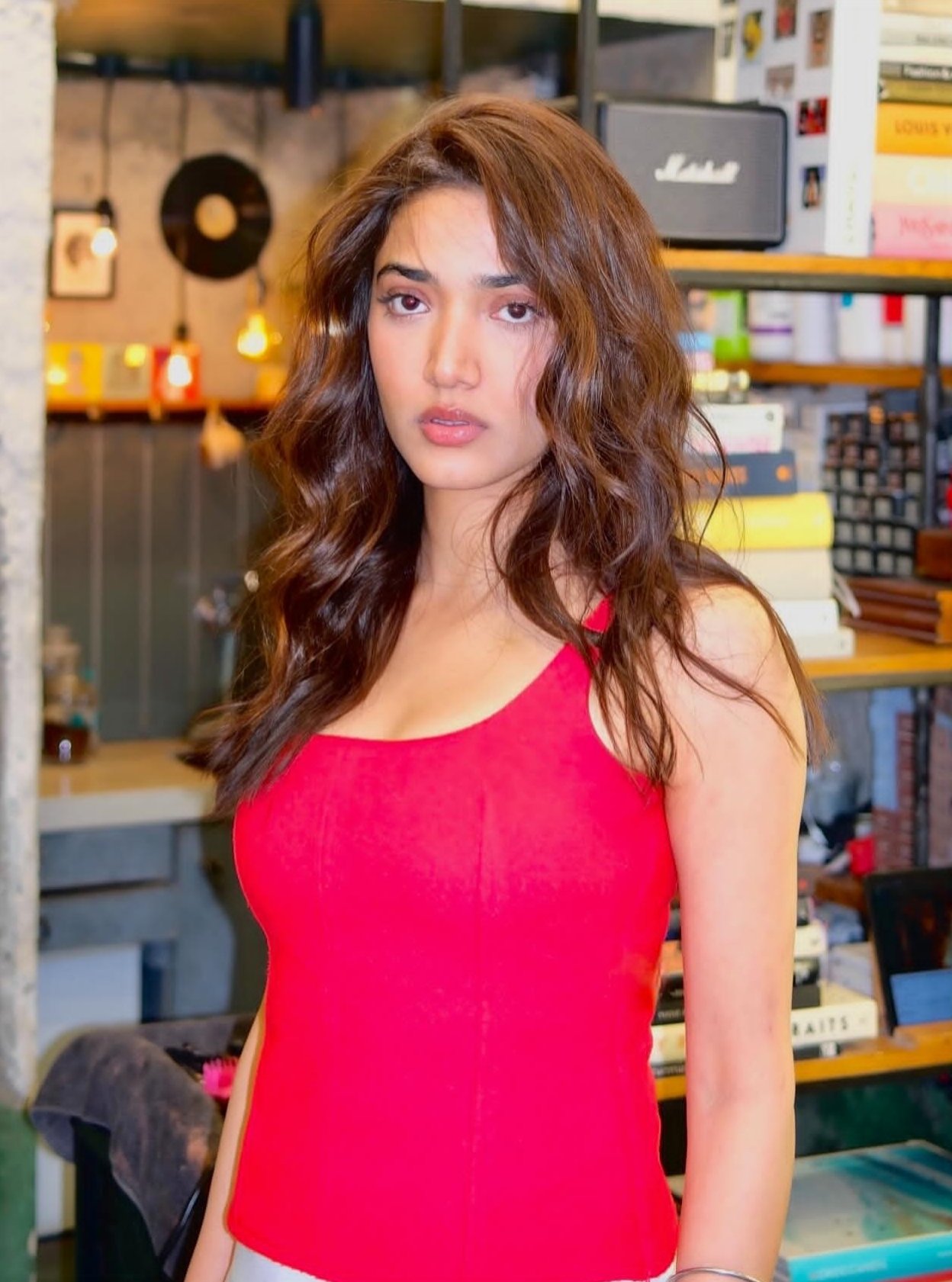 G7nOTiAbkAAZRRn?format=jpg&name=large