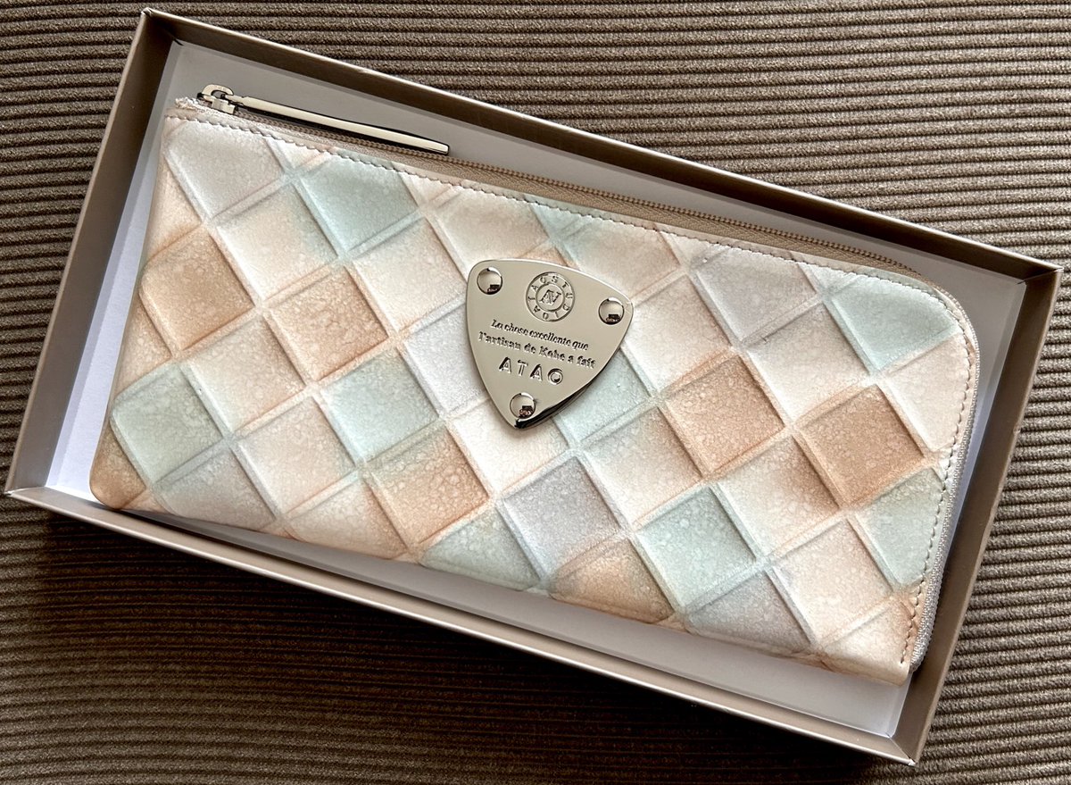 誕生日と一粒万倍日が重なったので 新しいお財布おろした